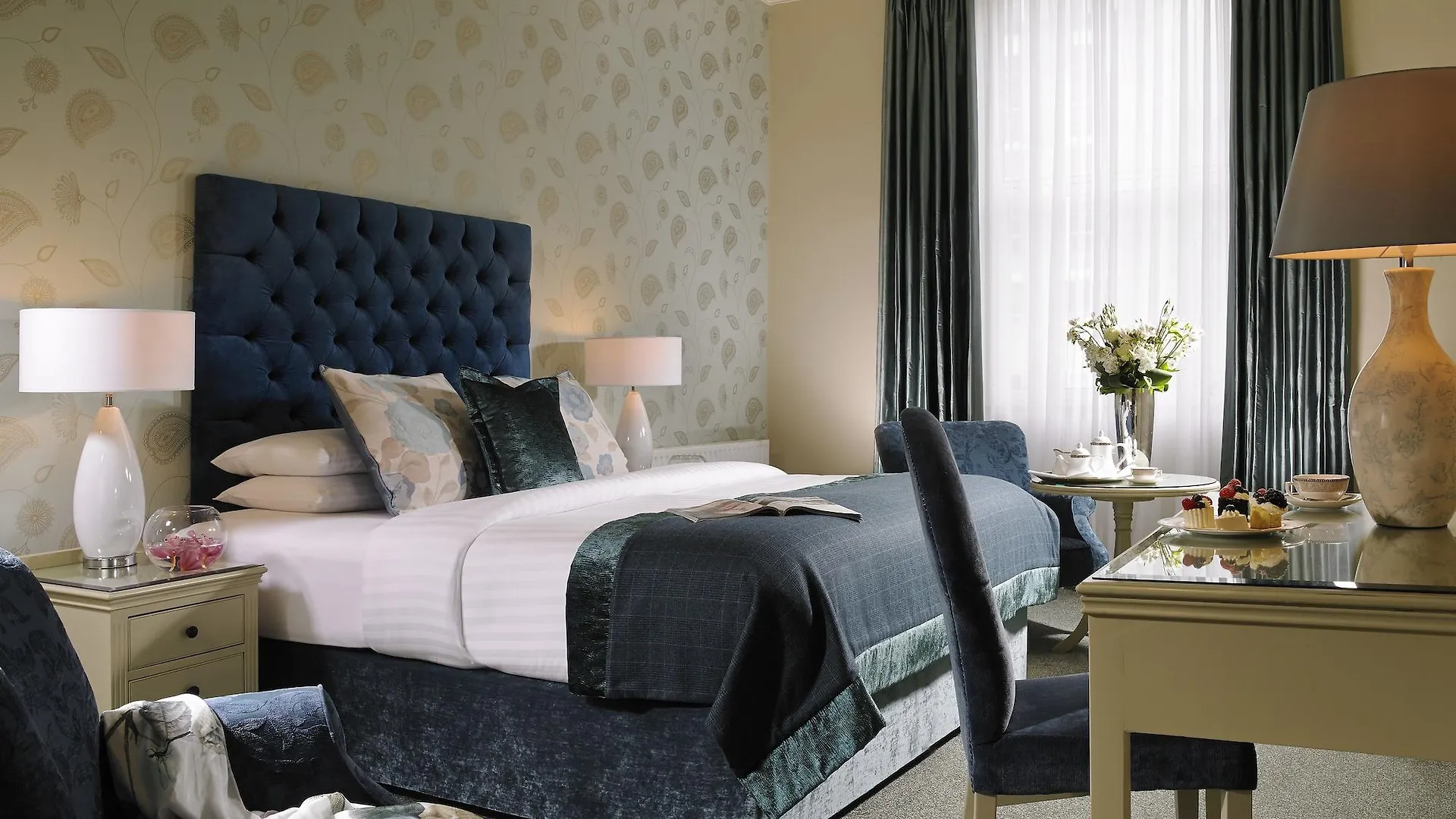 Imperial Hotel Cork City 4*,