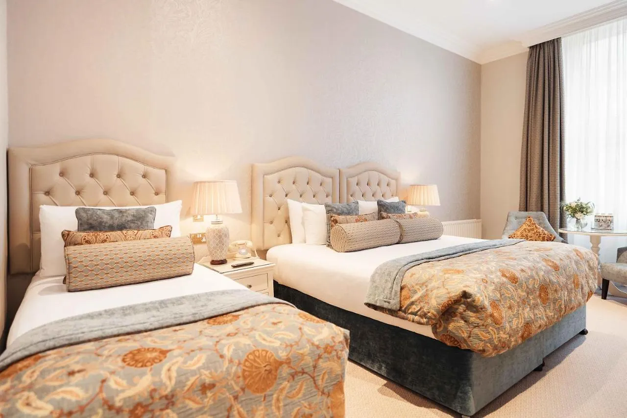 Imperial Hotel Cork City 4*,